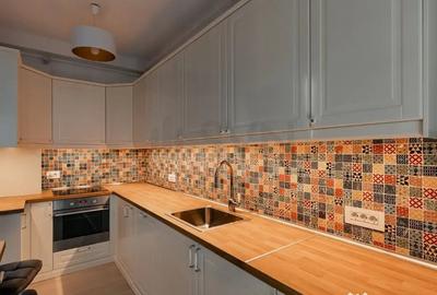 Apartament cu 2 camere decomandat în Sisești - 1