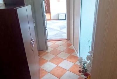 Apartament cu 3 camere semidecomandat în Brâncoveanu - 1