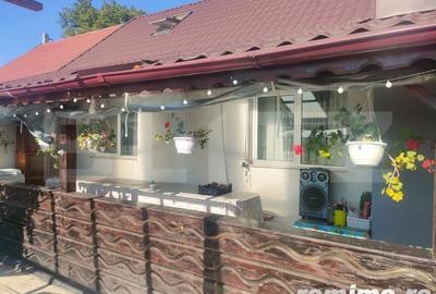 Casă cu 4 camere cu Teren 388 Mp în Siret - 2