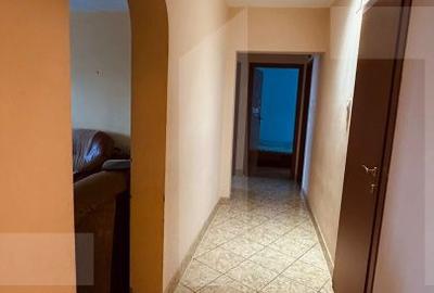 Apartament cu 4 camere decomandat în Sud - 8