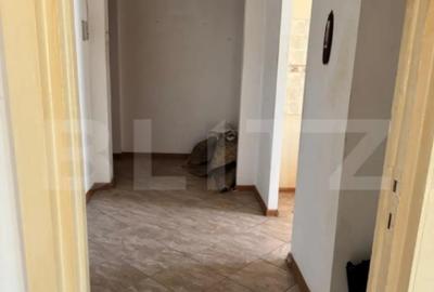 Apartament cu 2 camere semidecomandat în P-ța Unirii - 1