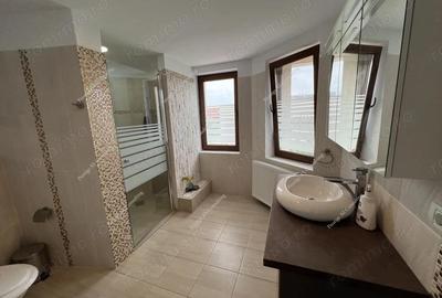 Casa 7 incaperi + Anexe | 1420mp Teren | La Intrare in Dumbravita - 12