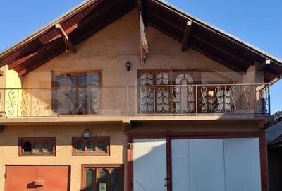 Casă cu 6 camere cu Teren 1681 Mp în Vulcana-Băi - 7