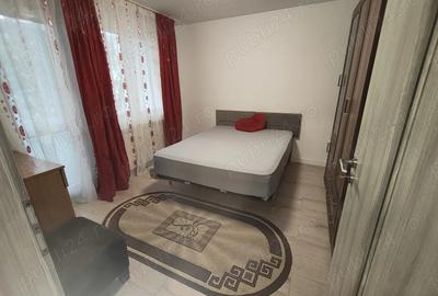 Apartament cu 3 camere semidecomandat în Central - 3