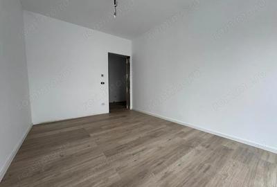 Casa Individuala.In Oras.Proiect Modern.Car Port - 1