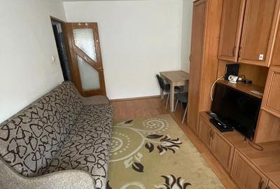 Garsonieră nedecomandată în Buziașului - 1