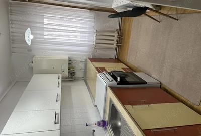 Apartament cu 3 camere decomandat în Exterior Vest - 3