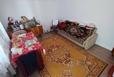 Casă cu 3 camere cu Canalizare în Central - 6