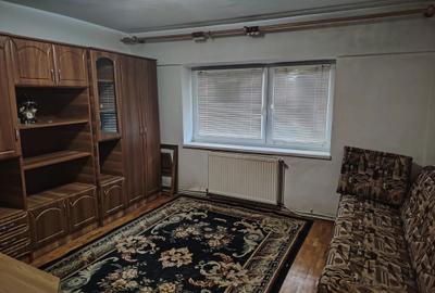 Apartament cu 3 camere decomandat în Carpați 2 - 5