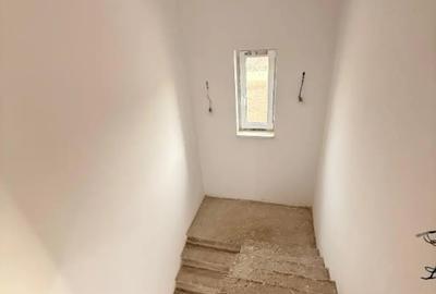 Casă cu 4 camere cu Teren 550 Mp în Tărlungeni - 2