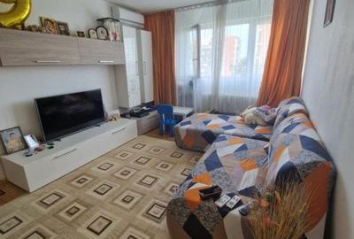 Apartament cu 3 camere semidecomandat, mobilat în Baba Novac - 3