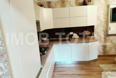 Vila Stefanesti zona Zavoi, partial mobilata. - 4