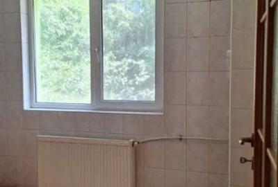 Apartament 3 camere - CENTRALA PROPRIE - ETAJ 1 - langa MEGA MALL - 4