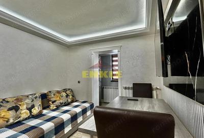 Apartament cu 3 camere decomandat în Central - 3