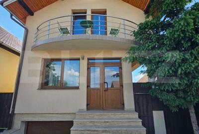 Casă cu 5 camere decomandat cu Teren 148 Mp în Central - 2