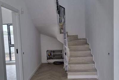 Casă cu 4 camere în Domnești - 5