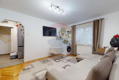 Apartament cu 2 camere semidecomandat, mobilat în Florilor - 3