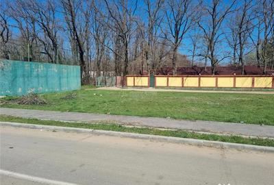 Teren de 300 mp, în Central - 8