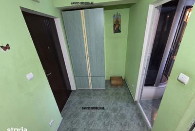 Garsonieră în E3 - 6