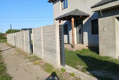 Casă cu 6 camere cu Teren 877 Mp în Biled - 5