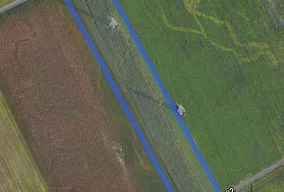 Teren de 10700 mp, în Triaj