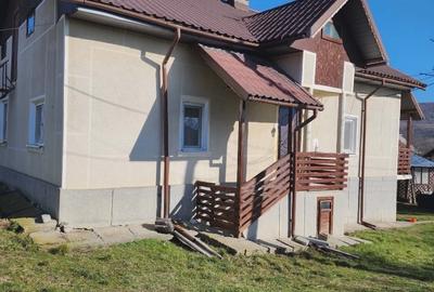 Casă individuală cu 4 camere cu Teren 3000 Mp în Văleni-Podgoria - 10