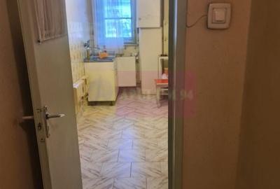 Apartament cu 2 camere de vanzare in Campina - Zona Piata Centrala - 12