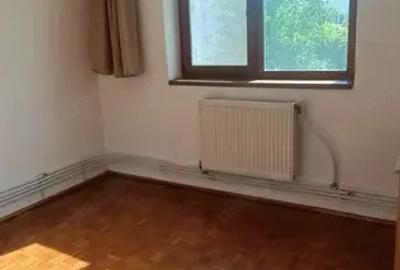 Apartament cu 3 camere zona N. Balcescu etaj 3 confort 1 Pret: 79.000 neg. - 1