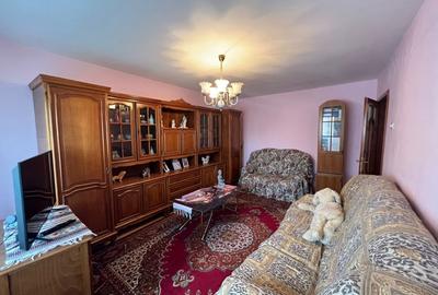 Ap. 3 camere de inchiriat Centru - 9