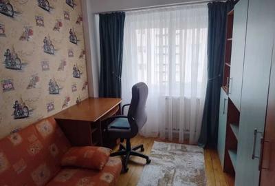 Apartament cu 4 camere decomandat, mobilat în Teiul Doamnei - 8