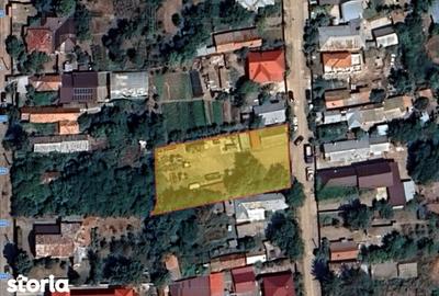 Teren de 1400 mp, în Stâlpu - 1