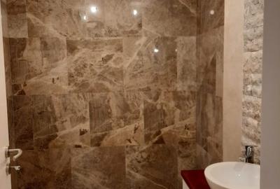 Apartament cu 3 camere semidecomandat în Bună Ziua - 3