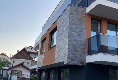 Casă cu 4 camere cu Teren 300 Mp în Gheorgheni - 2