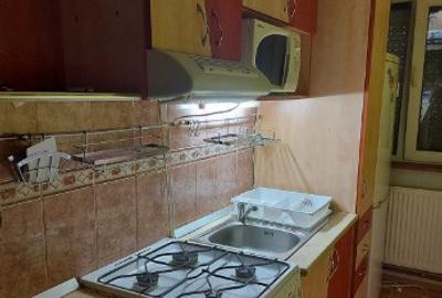 INCHIRIERE APARTAMENT 2 CANERE LOC ORADEA CARTIER NUFAR
