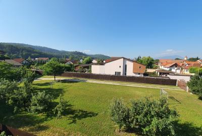 Apartament de inchiriat la casa in Cristian - 14