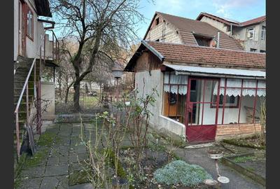 Casă cu 5 camere cu Canalizare în Muncitoresc - 3