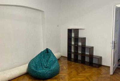 Casă cu 2 camere în Central - 2