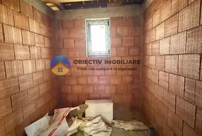 Casa + Teren de vanzare Zona Ciritei/An constructie 2024 - 12