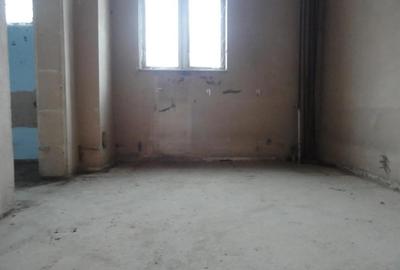 Spațiu comercial, de 68 mp, în Central - 23