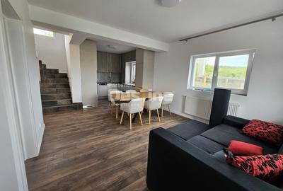 Duplex cu 4 camere cu Canalizare în Tomești