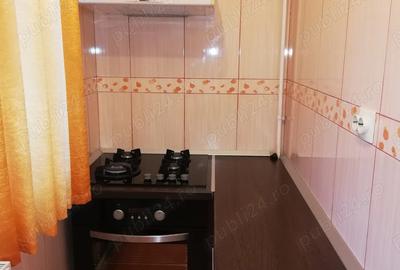 Inchierez apartament cu 3 camere, zona Narcisa - 3