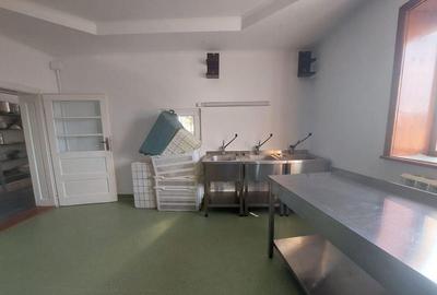 Casa de inchiriat - 3