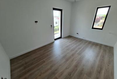 Bucium-Vișani, poziție excelentă, casă DPE, 170 mpu, acces asfaltat! - 5