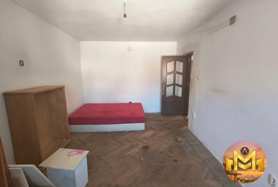 Apartament cu 3 camere decomandat în Central - 2