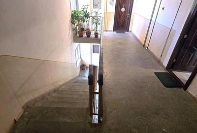 Apartament cu 2 camere decomandat în Micro 16 - 6