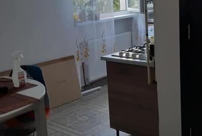 Garsonieră decomandată în Ady - 4