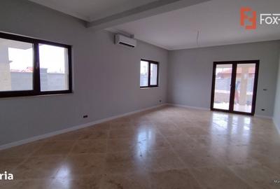 Casă cu 4 camere cu Canalizare în Săcălaz