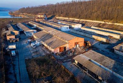 Fosta Ferma a Partidului de la Horgesti - de vanzare - 2