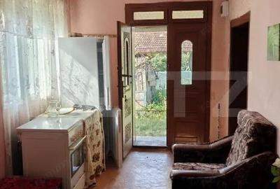 Casa cu 3 camere bucatarie si Baie 70 mp ?i teren de 1300mp - 10