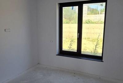 Casă cu 4 camere cu Teren 400 Mp în Central - 4
